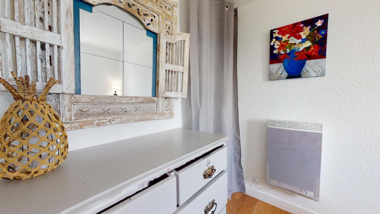 Le Ponton Bleu Vue Face Au Port Apartman Saint Gilles Croix de vie Kültér fotó